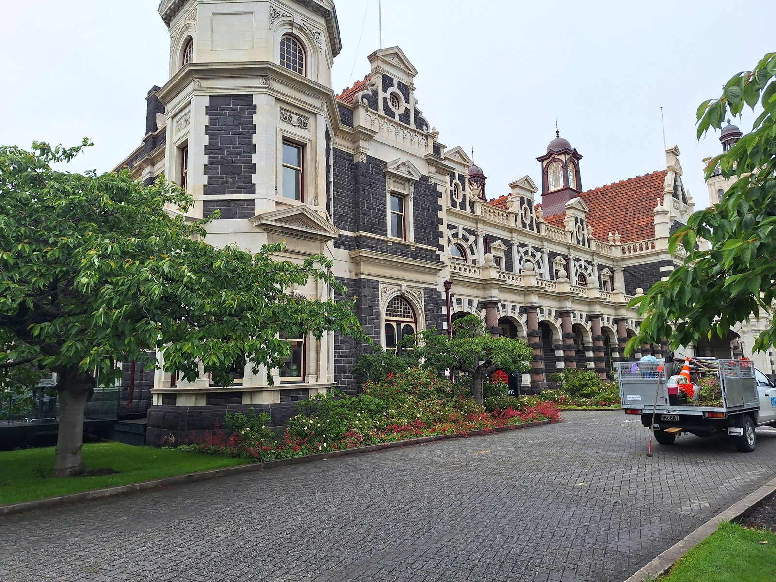 Dunedin Railway Station, ornate stone facade.